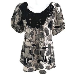 Anthropologie Kimchi Blue Womens Blouse Top Ivory Embroidery Silk Size Large